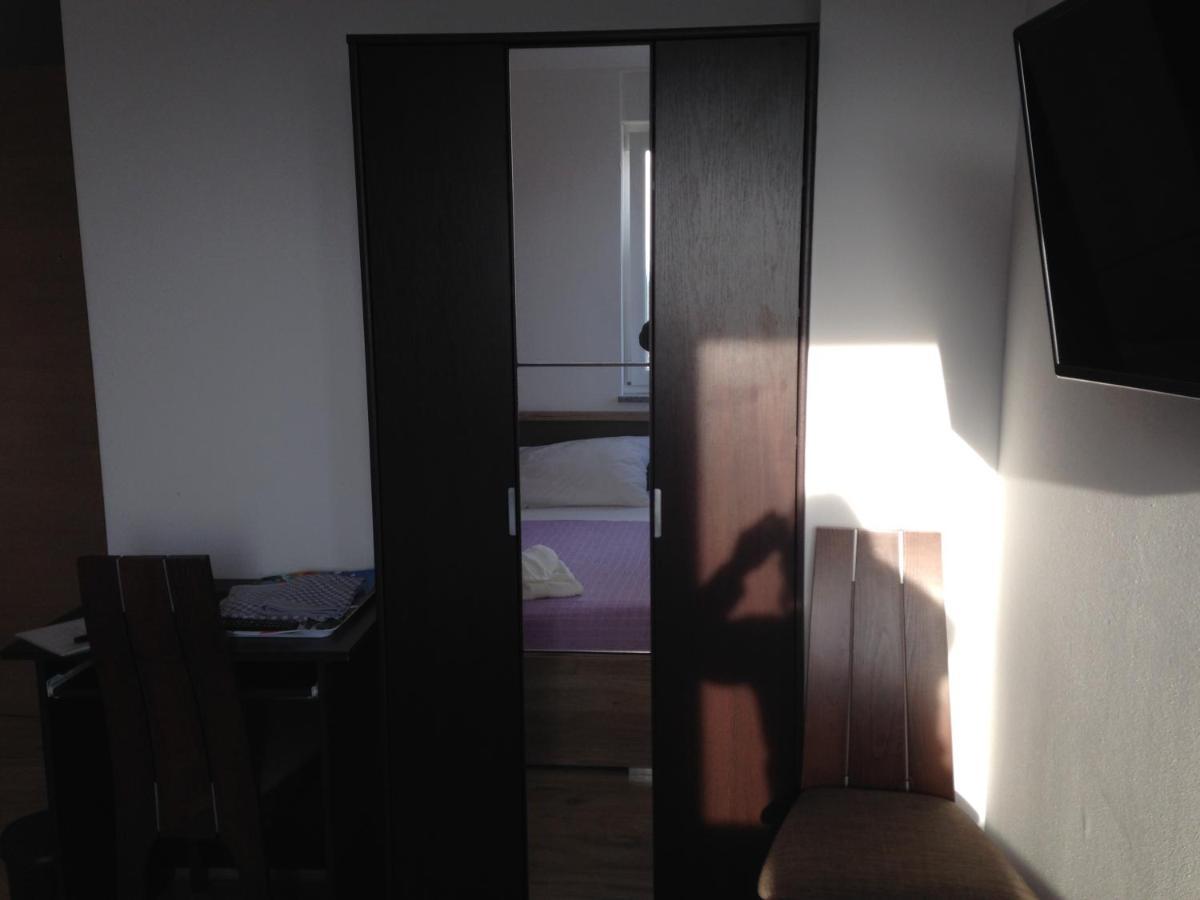 Guesthouse Bencun Medulin Eksteriør bilde