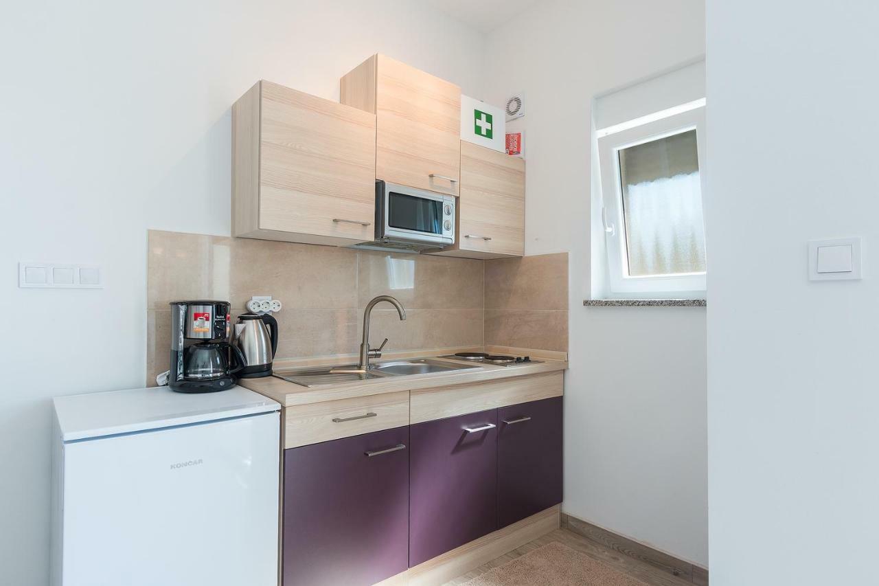 Guesthouse Bencun Medulin Eksteriør bilde