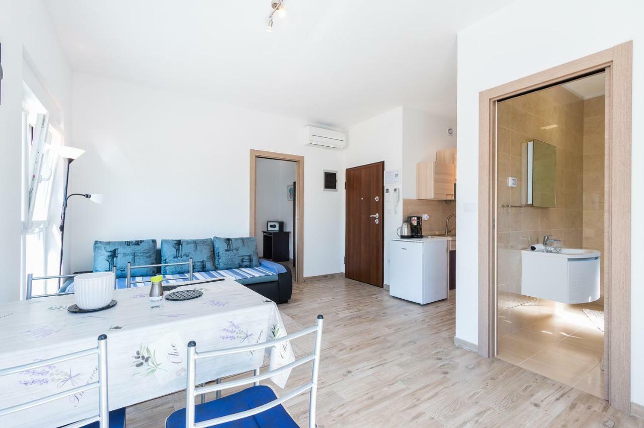 Guesthouse Bencun Medulin Eksteriør bilde