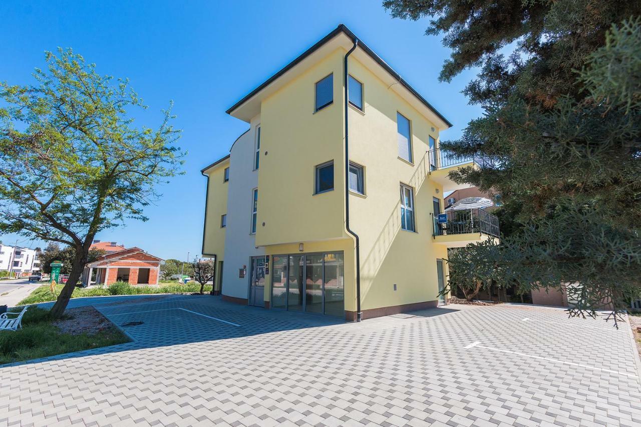 Guesthouse Bencun Medulin Eksteriør bilde